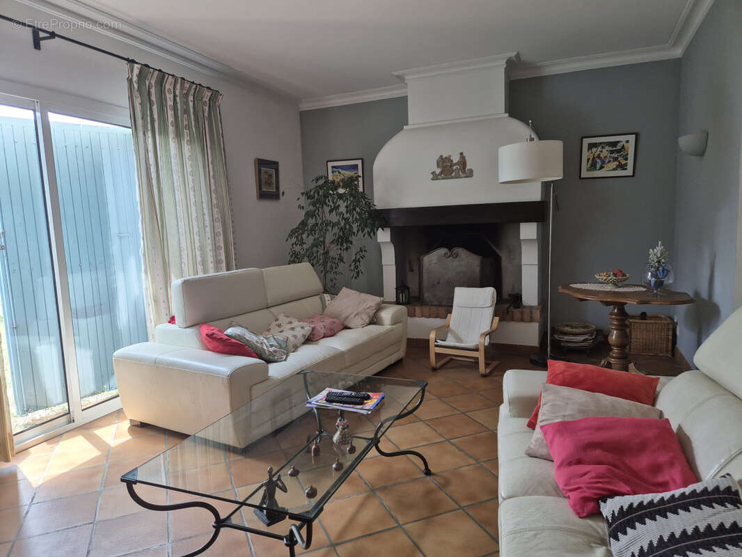 Maison à SAINT-PAULET-DE-CAISSON