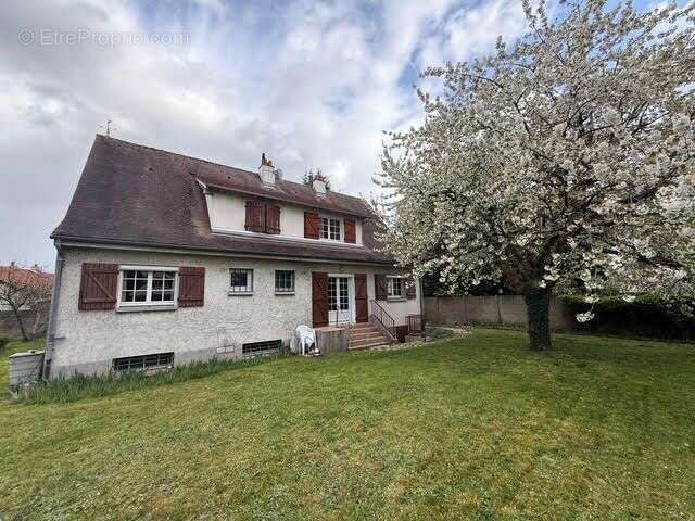 Maison à SAINT-DENIS-EN-VAL