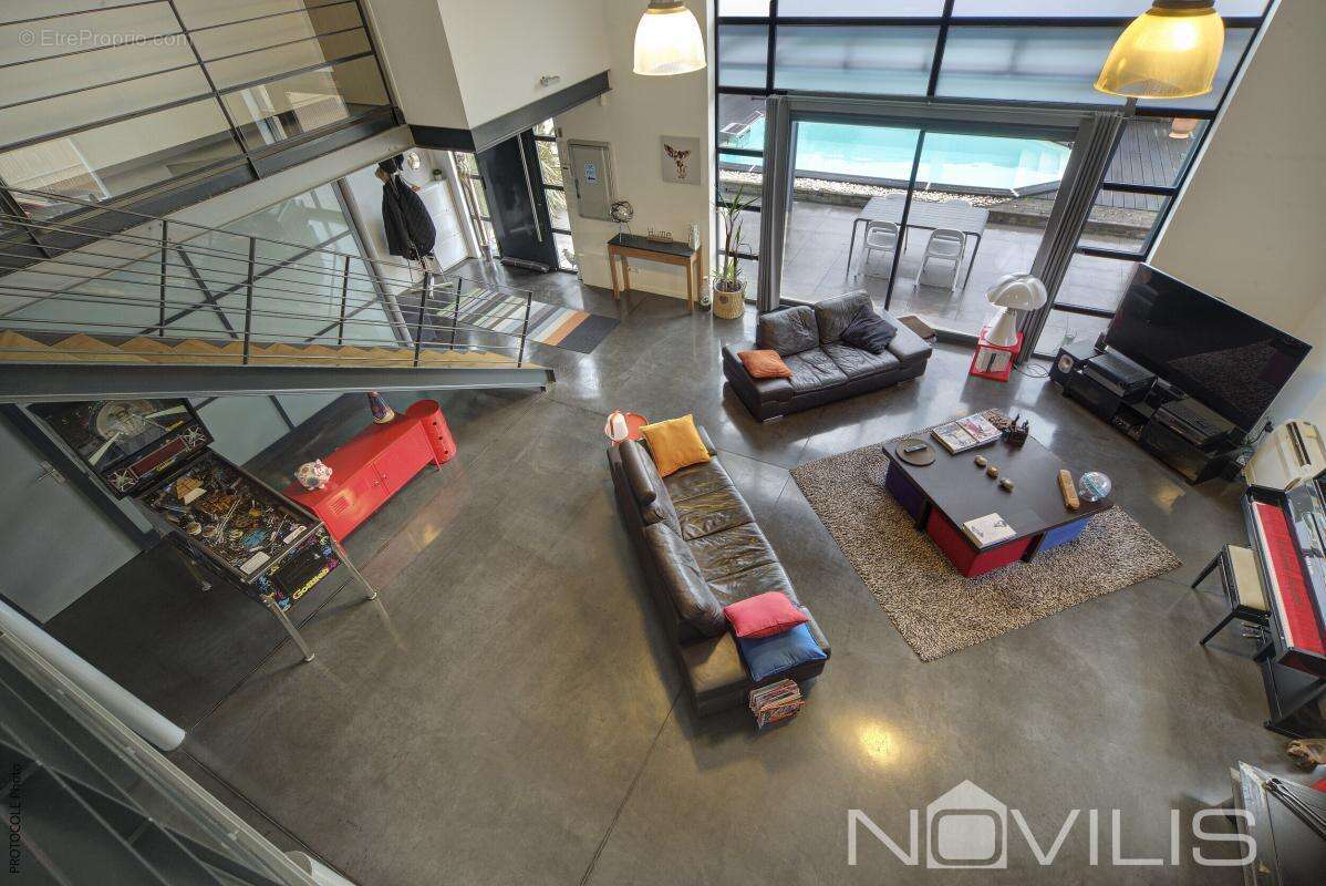 Maison à CASTELGINEST