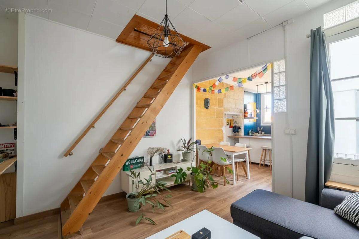Appartement à BORDEAUX