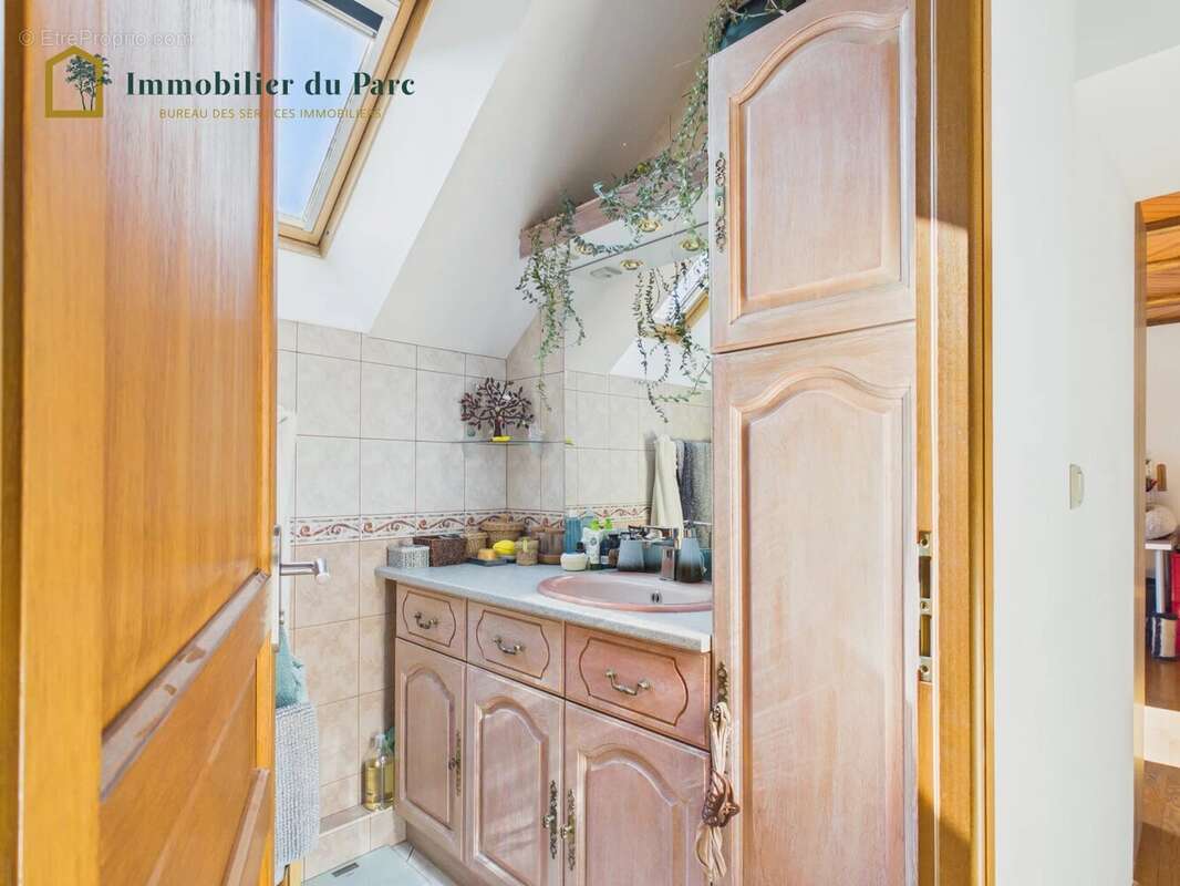 Maison à FRAHIER-ET-CHATEBIER