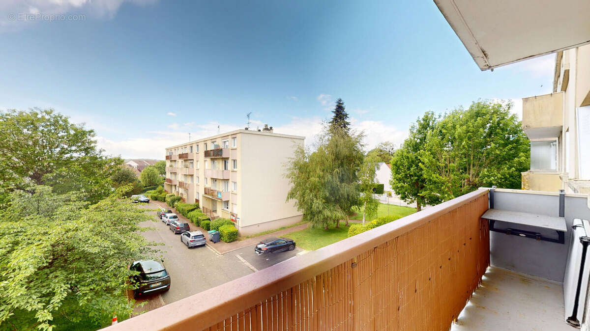 Appartement à BOIS-D'ARCY