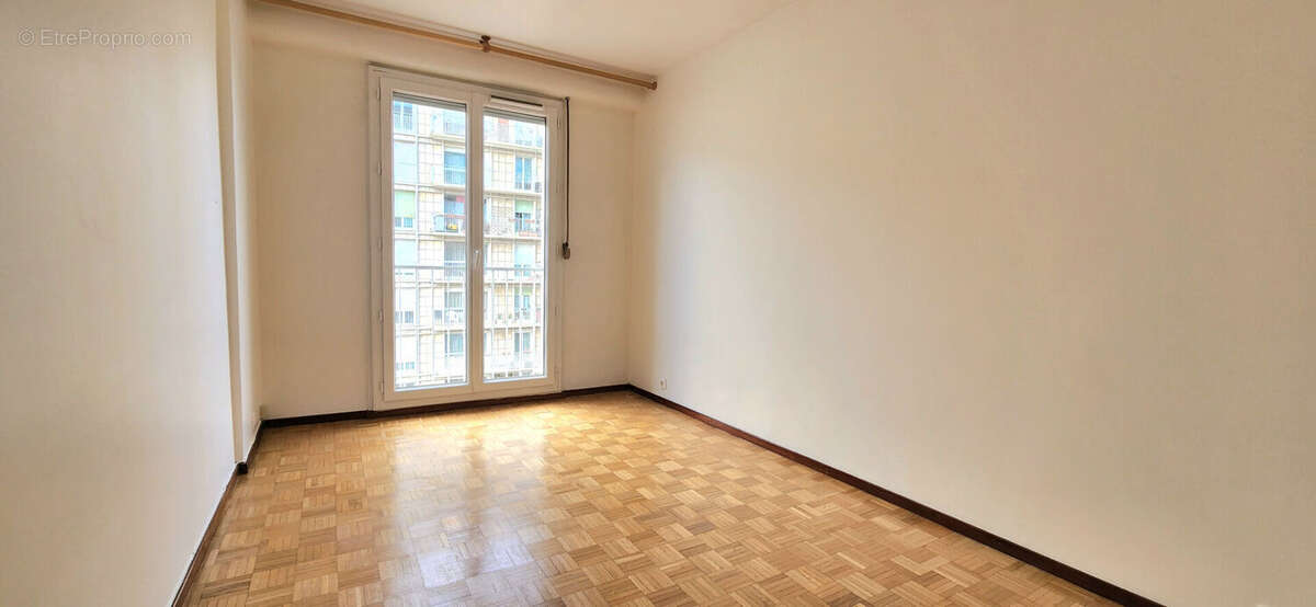 Appartement à SAINT-GRATIEN