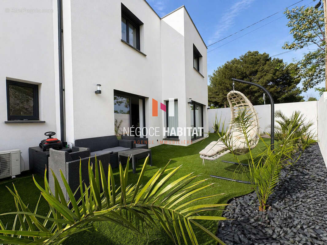 Maison à SAINT-GEORGES-D'ORQUES