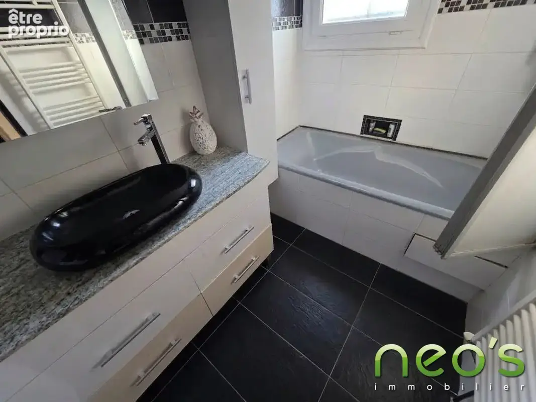 Maison 6 pièces 138 m² à vendre à Cholet (49300) - photo 8