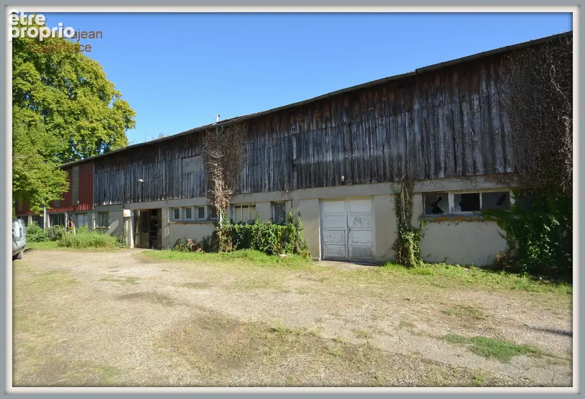 Local Professionnel  à vendre AGEN (47)- Surface au Sol 520 M2 sur 2 niveaux -Terrain 2 194 M2 - photo 3