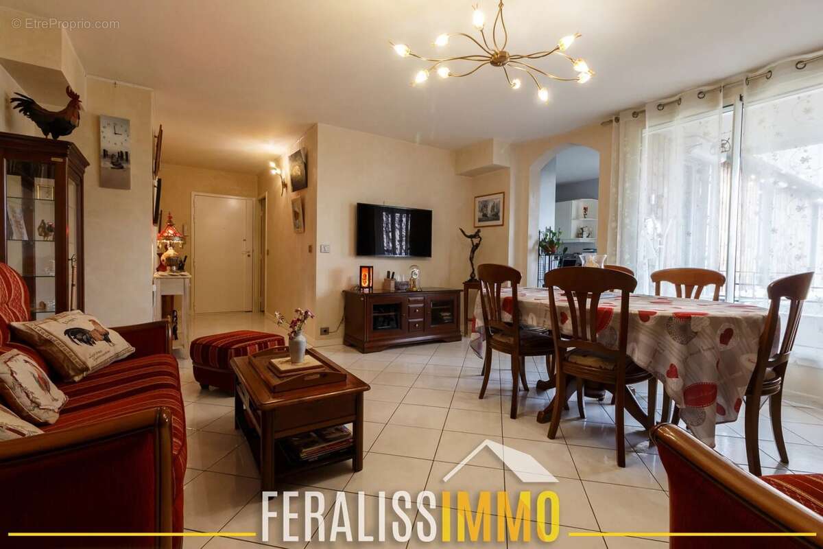 Appartement à ERAGNY