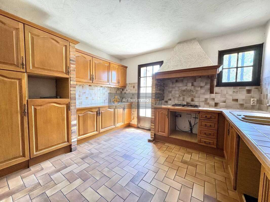 Maison à PUGET-SUR-ARGENS