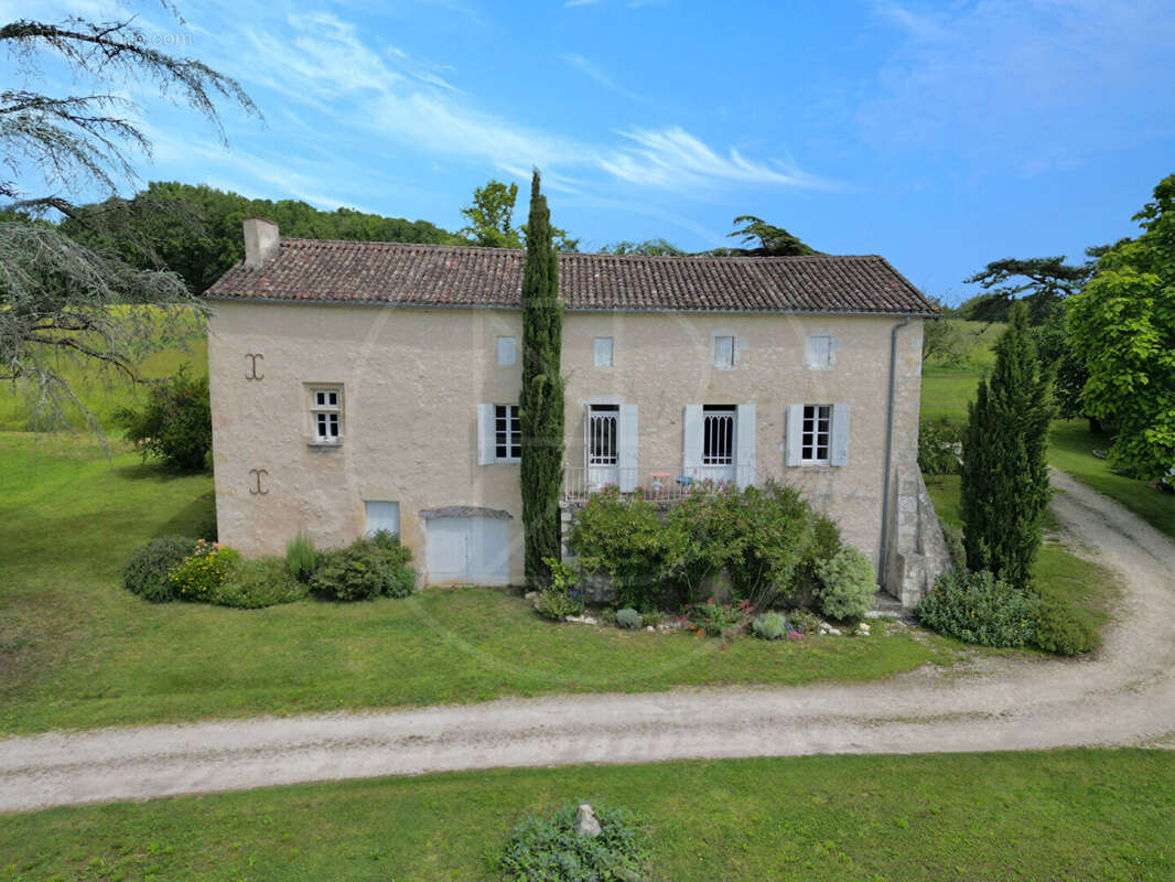 Maison à MONTCARET