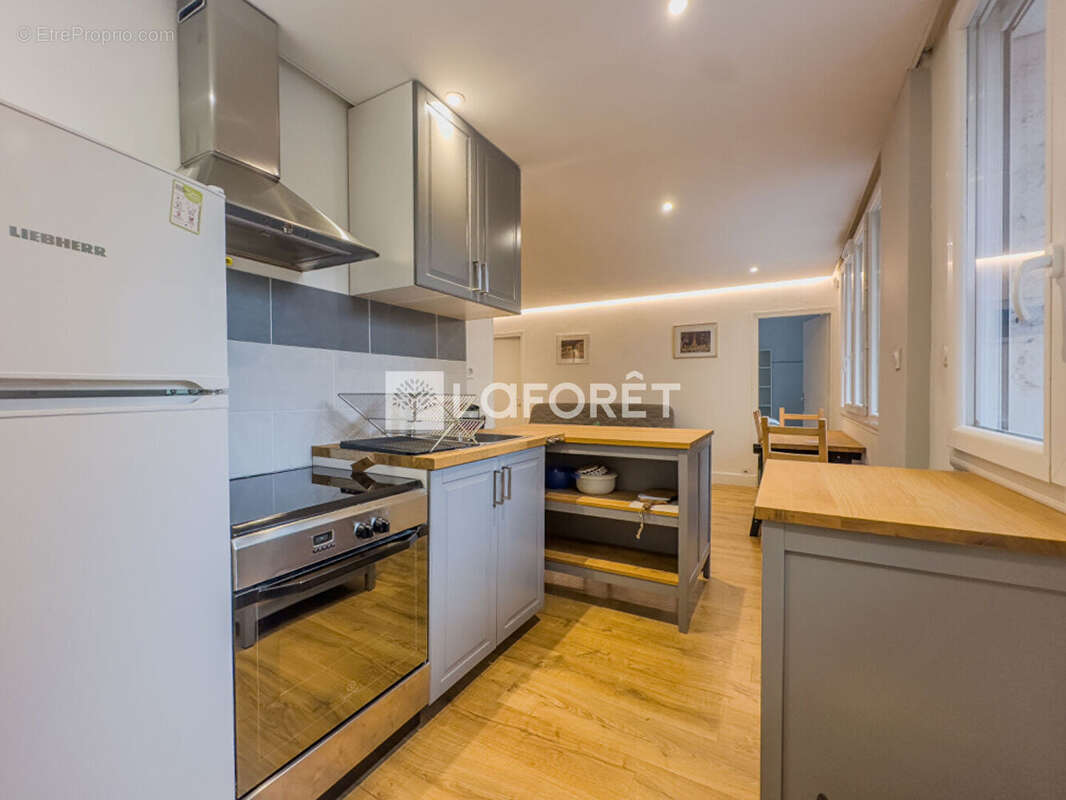 Appartement à SAINT-MARTIN-D'HERES