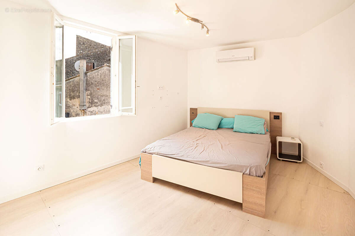 Appartement à LAMBESC