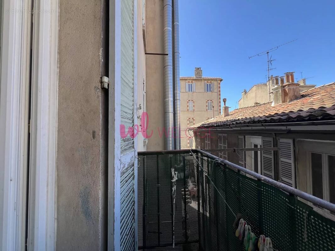 Appartement à MARSEILLE-3E