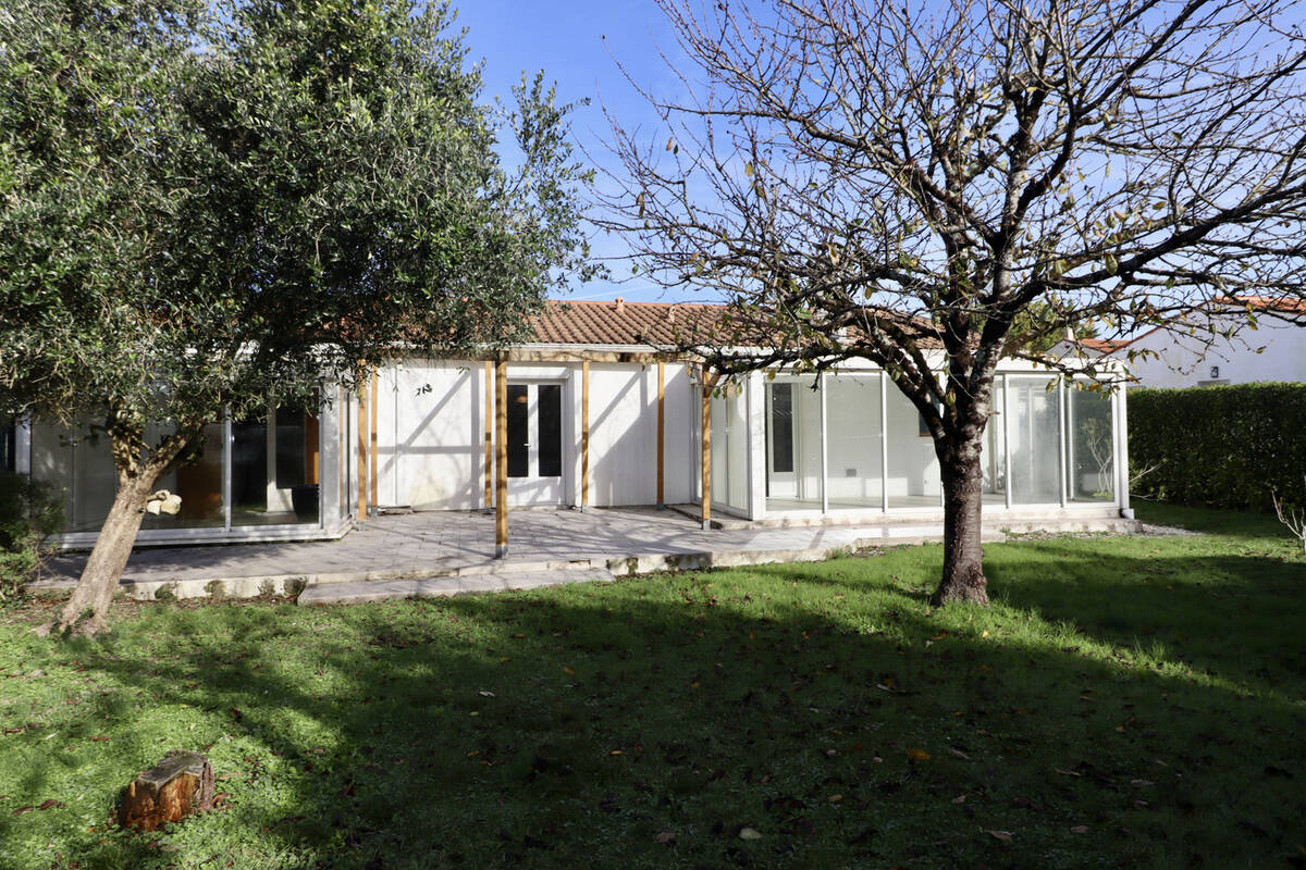 Maison à SEMUSSAC