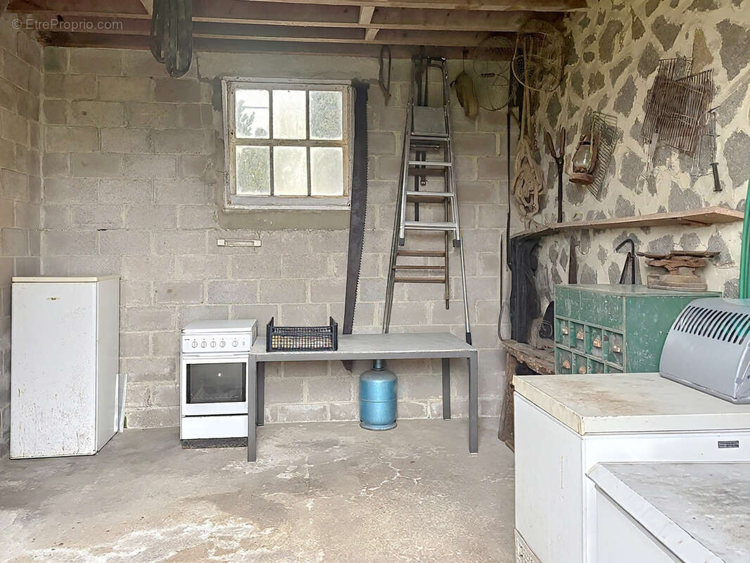 Maison à SAINT-CLEMENT-RANCOUDRAY