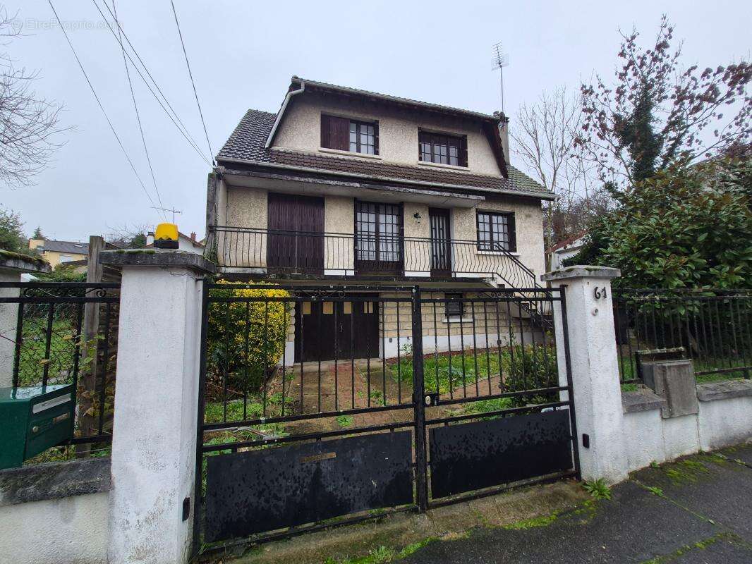 Maison à JUVISY-SUR-ORGE