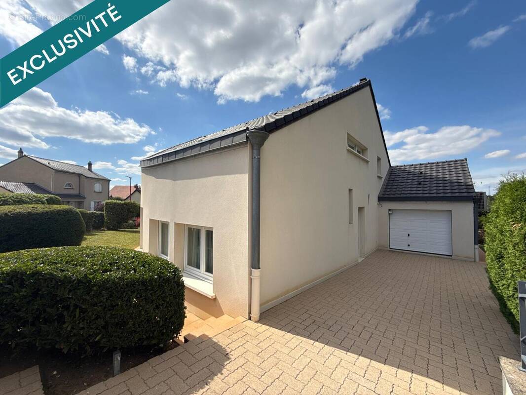 Photo 1 - Maison à NEUFCHEF