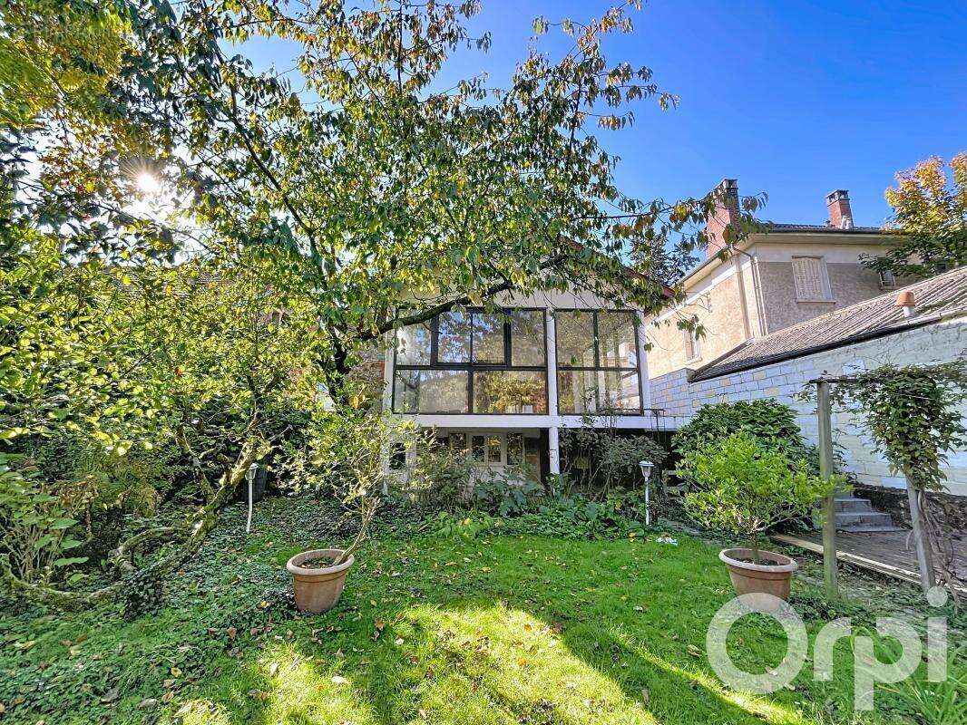 Maison à LONGJUMEAU