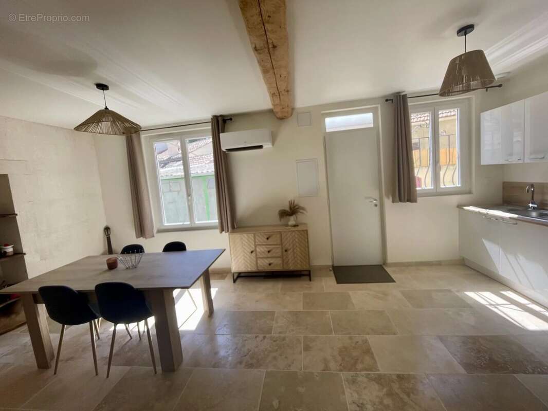 Maison de ville rénovée avec garage - Trinquetaille - photo 9