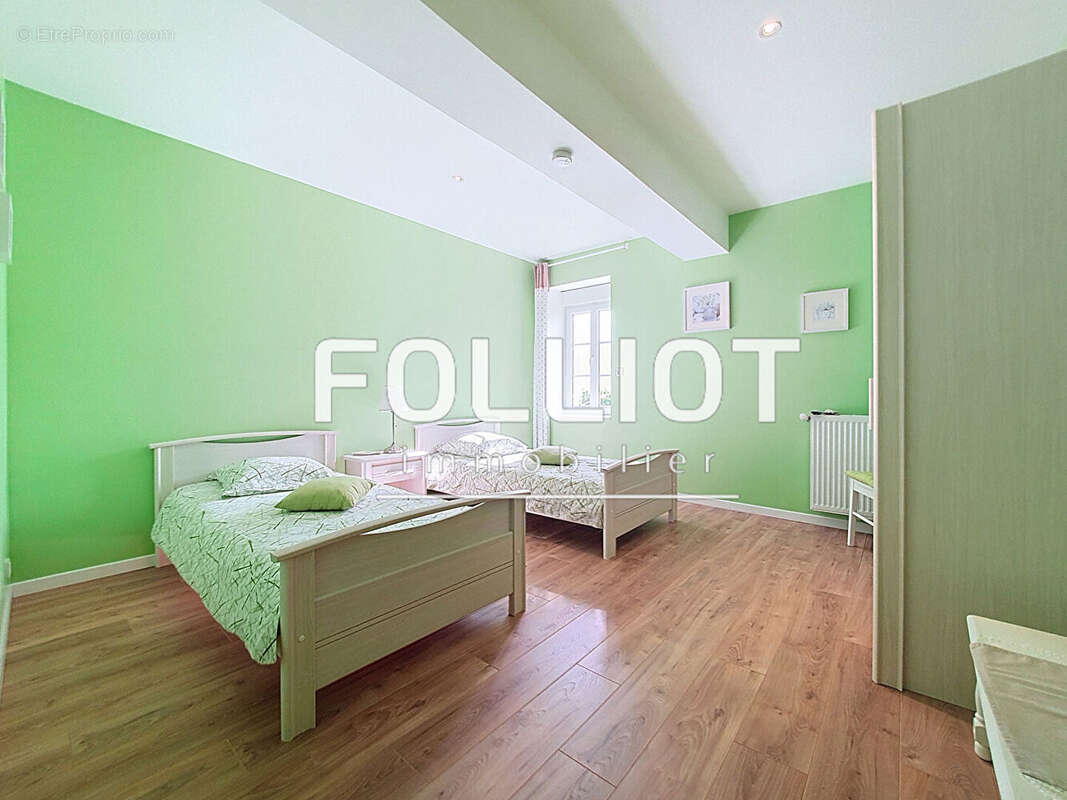 Maison à TROIS-MONTS