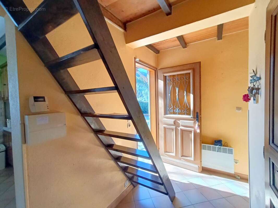 Maison 61 m² à Tavernes  - photo 8