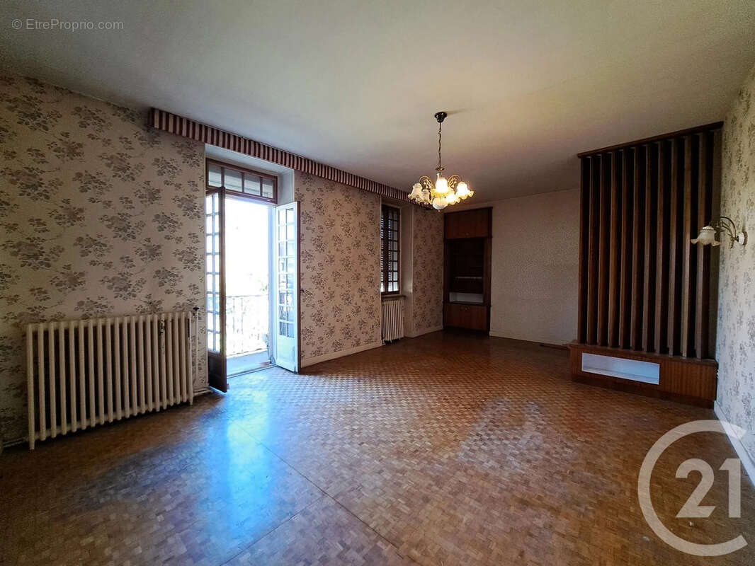 Appartement à SANCE