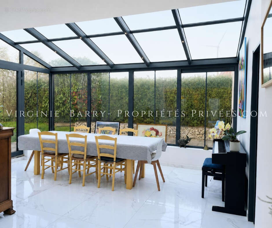 Maison à TONNAY-CHARENTE