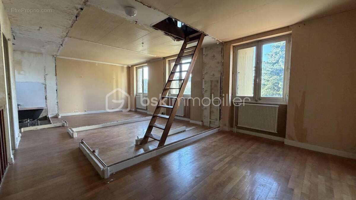 Maison à ROMANS-SUR-ISERE