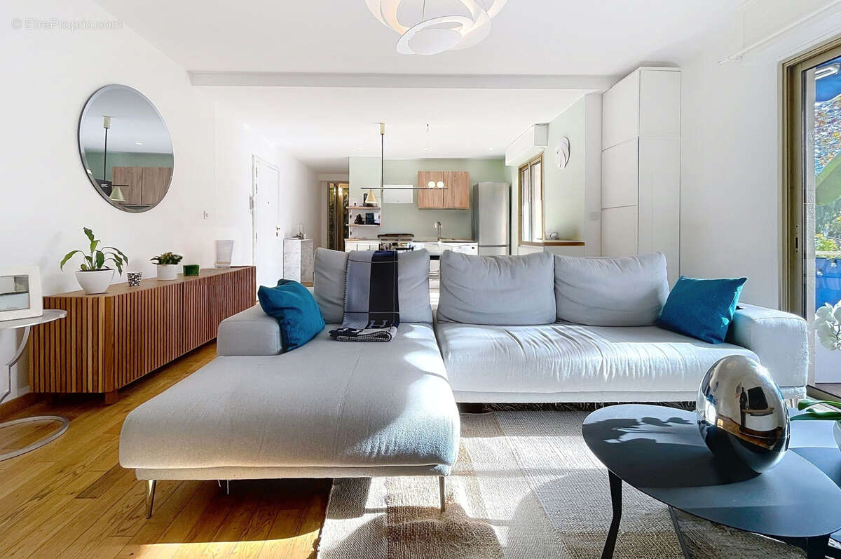 Appartement à LE CANNET