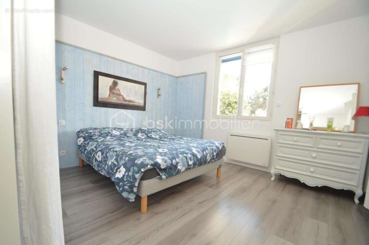 Villa T7 avec piscine, appartement à l'étage et un studio - photo 11