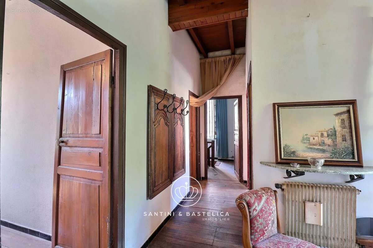 Maison à rénover 160 m² à Sari-d'Orcino - photo 7