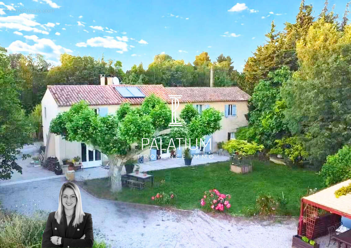 Maison 205 m² à Salon-De-Provence  - photo 2