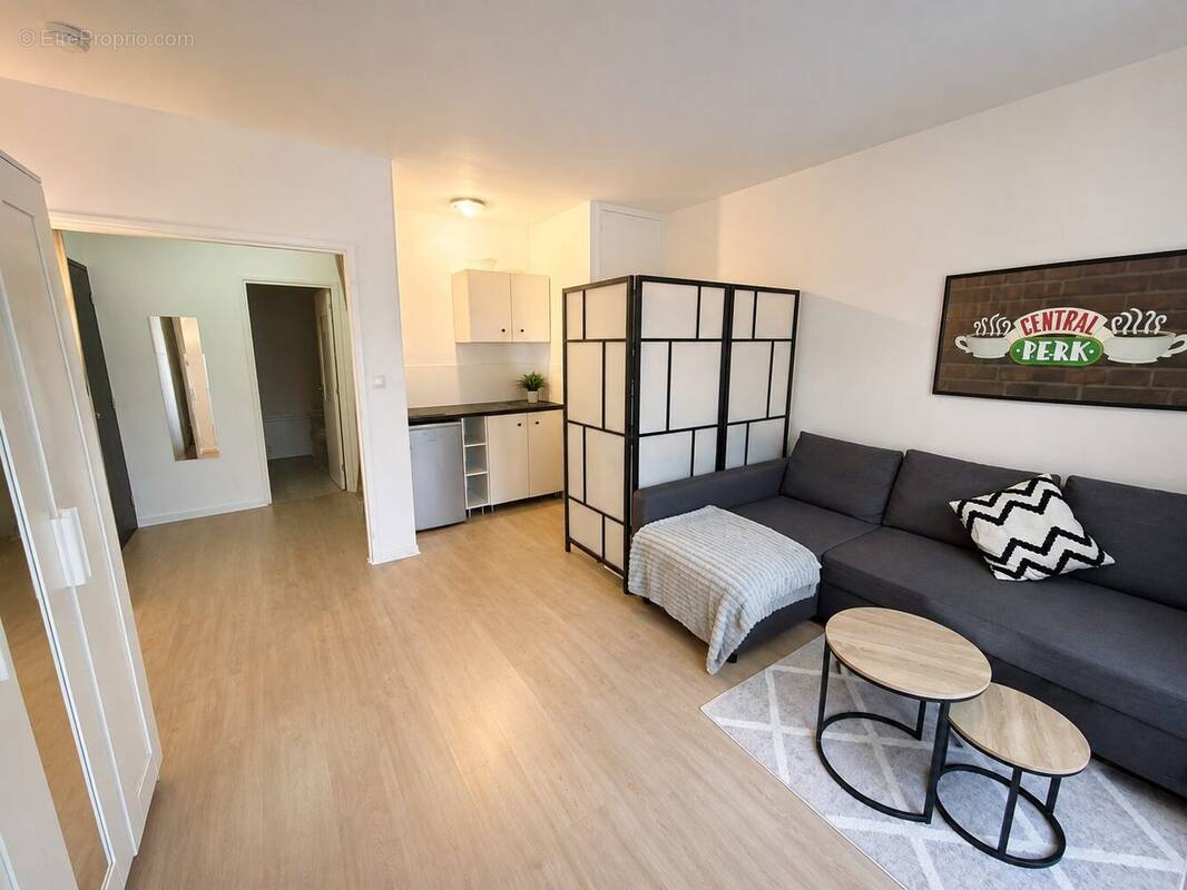 Appartement à FONTENAY-LE-FLEURY