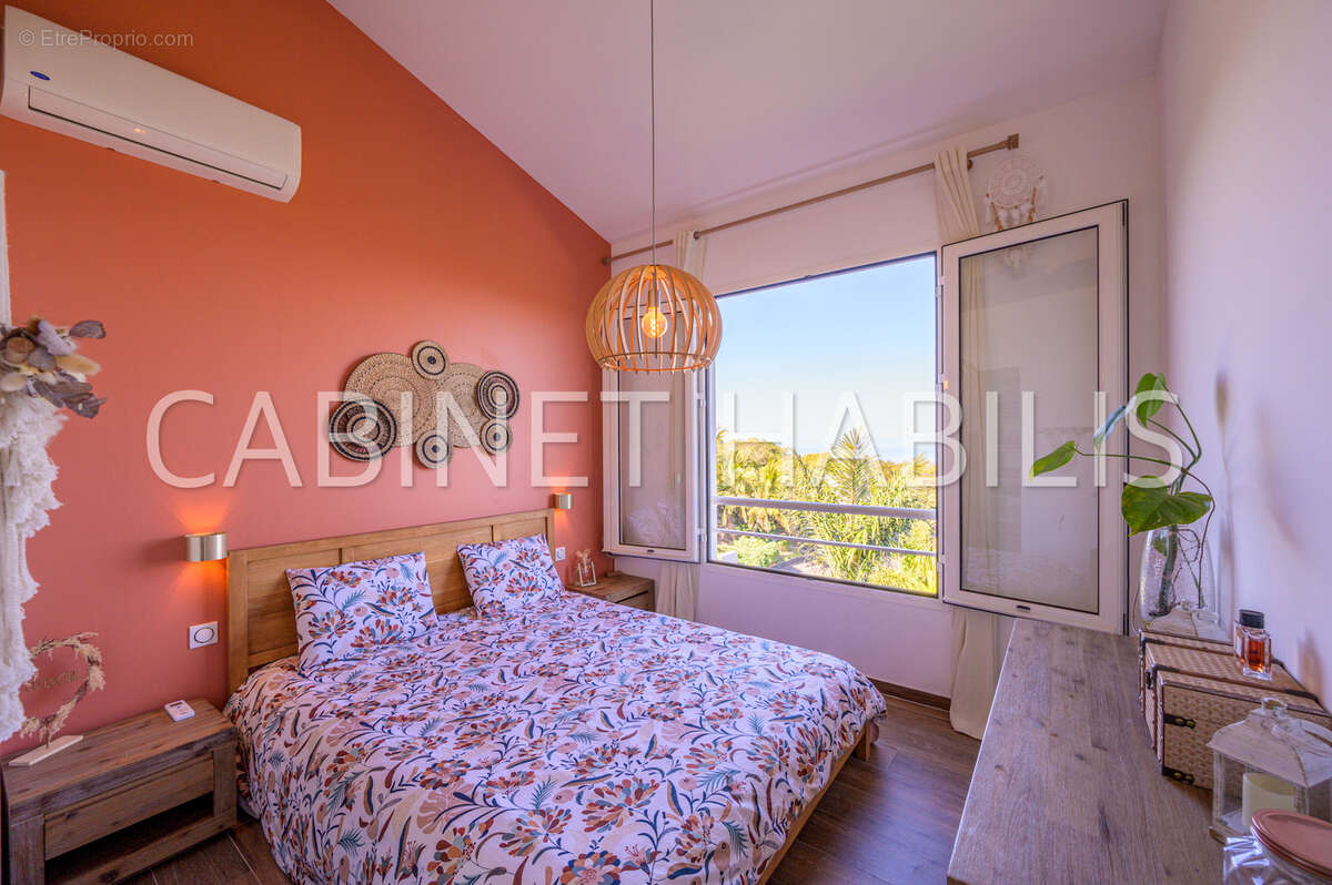 A VENDRE -VILLA T6  224.40 m2 environ - ENTRE-DEUX - 690 000 € - photo 12