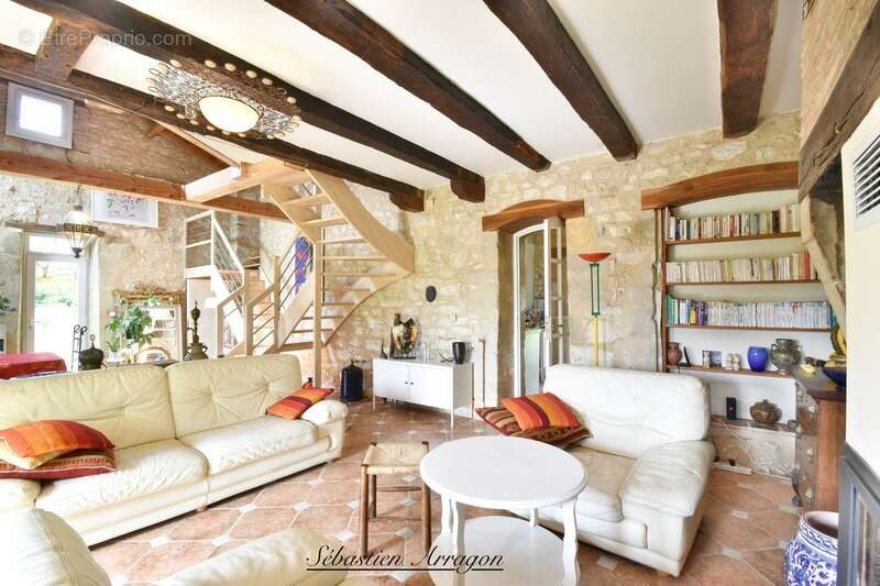 Maison de caractère à vendre 5 pièces  (47) - photo 8