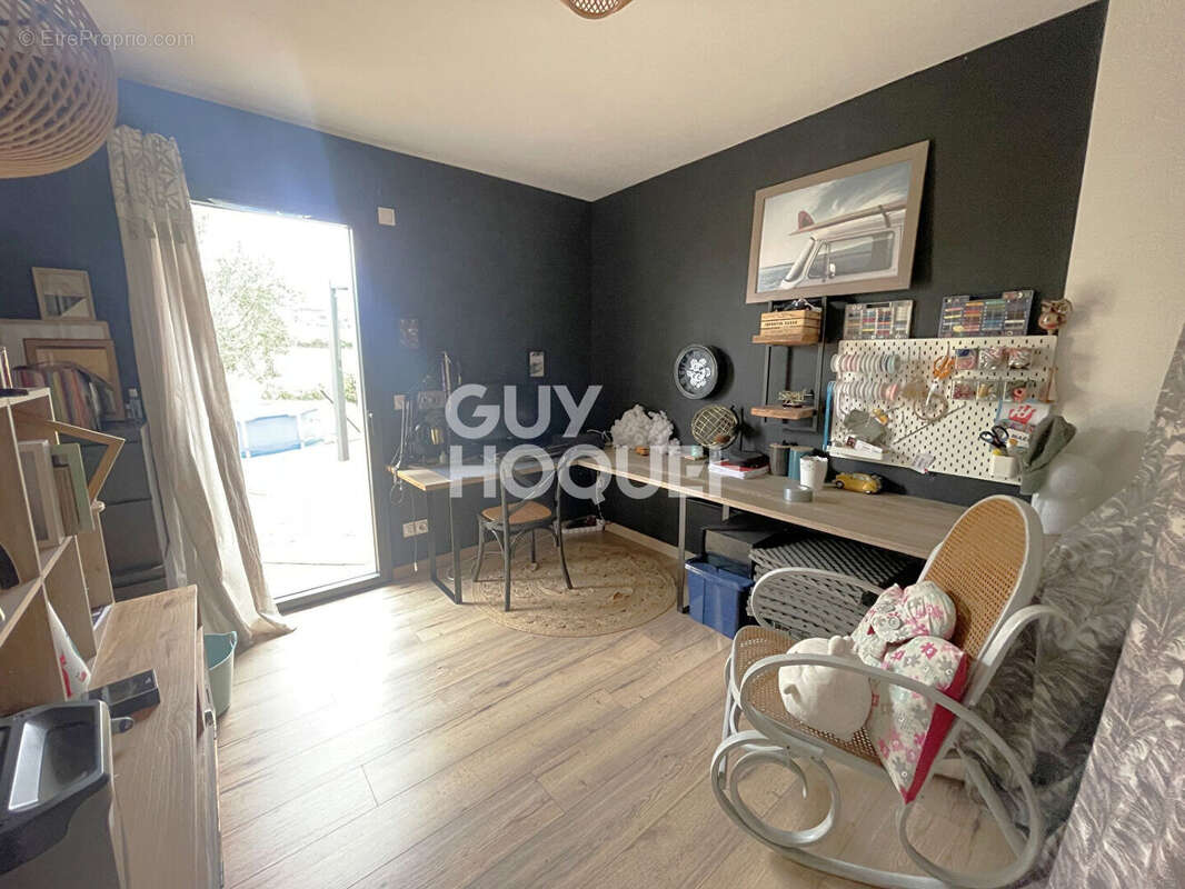 Maison à CHATEAUNEUF