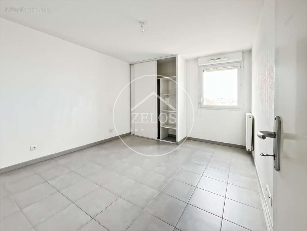 Appartement à MARSEILLE-14E