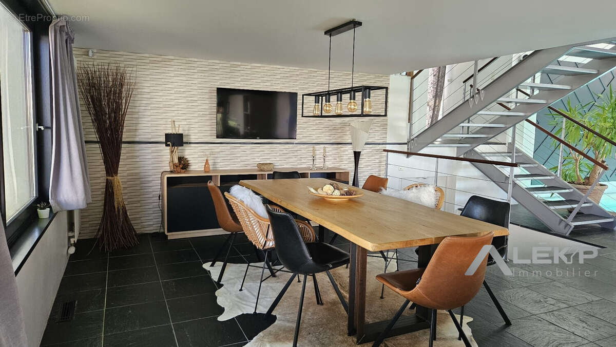 Maison à LES HERBIERS