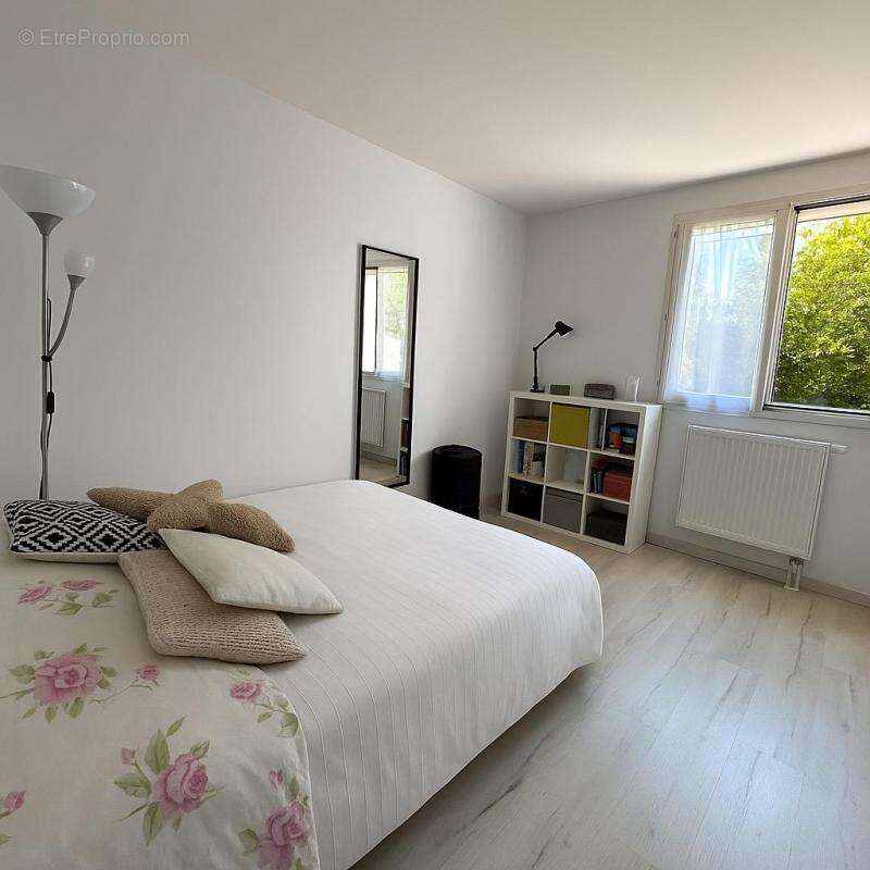 Maison à FRANQUEVILLE-SAINT-PIERRE