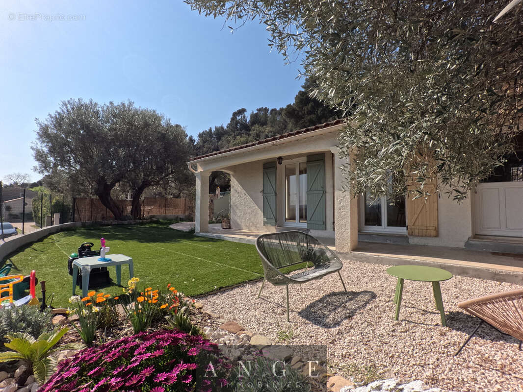 Maison à LA FARLEDE
