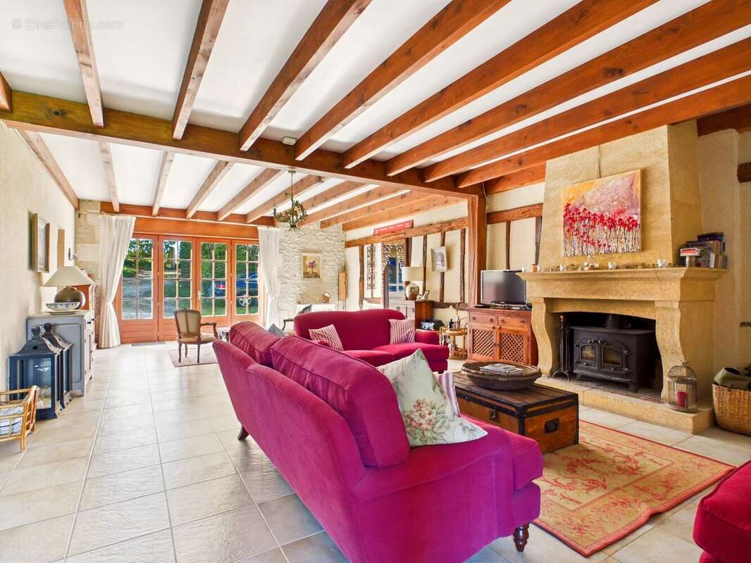 Maison à BOUTEILLES-SAINT-SEBASTIEN