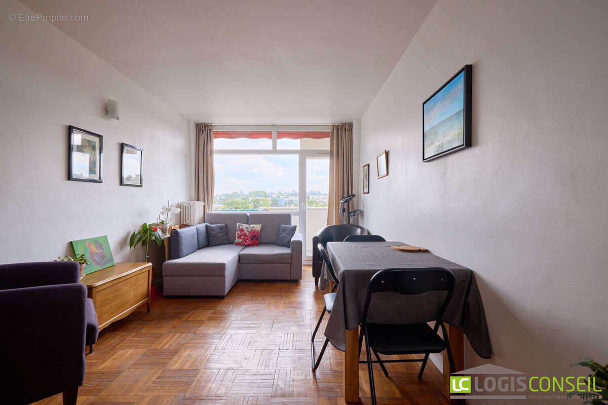 Appartement à BAGNEUX
