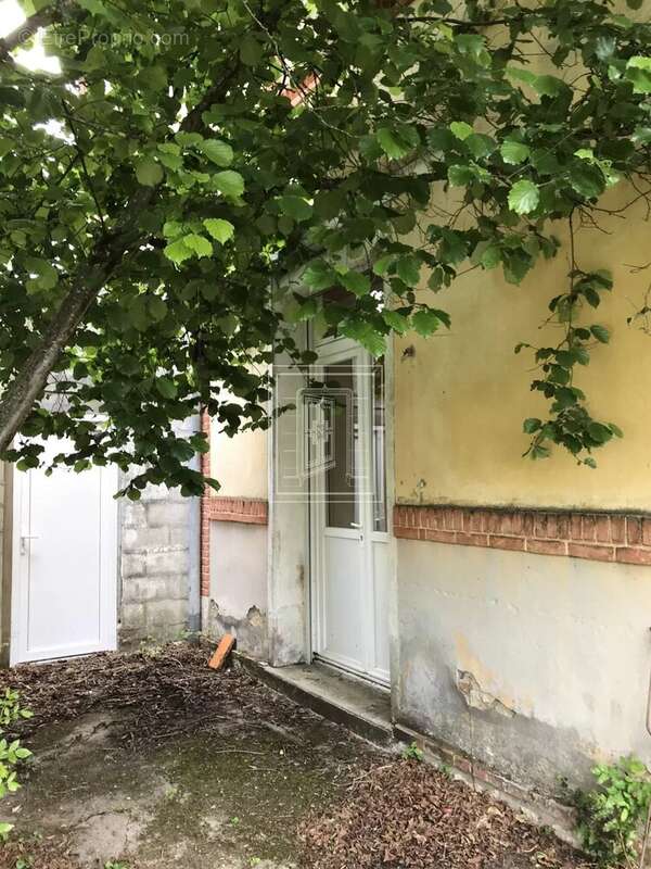 Maison à LA FERTE-IMBAULT
