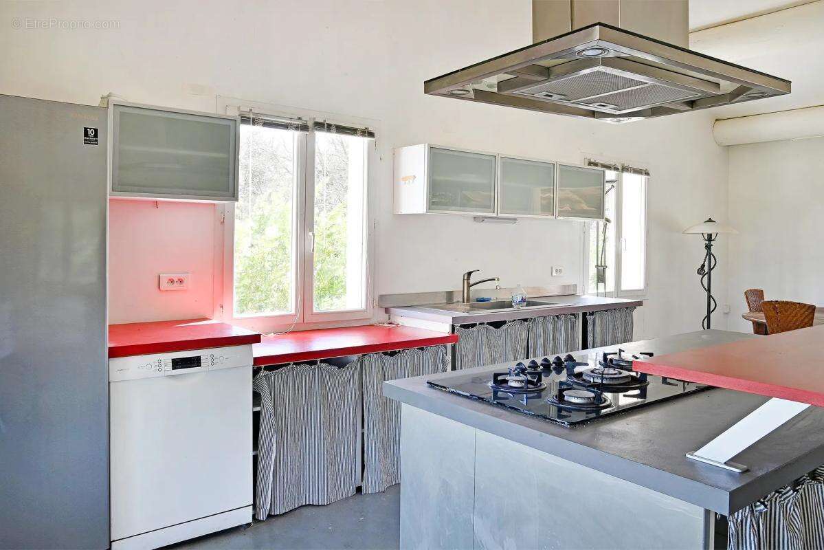 Maison à VERS-PONT-DU-GARD