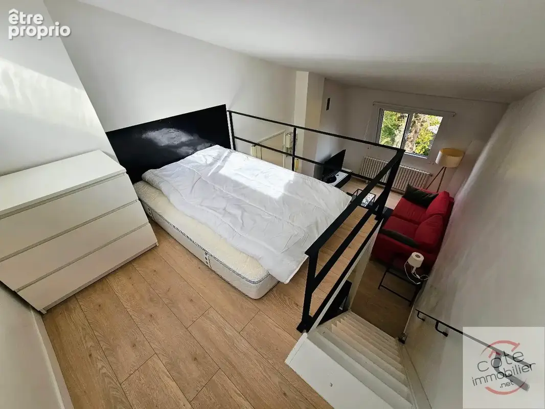 Très beau studio de 32M² utiles avec vue sur Marne et Jardins au HALAGE - photo 3