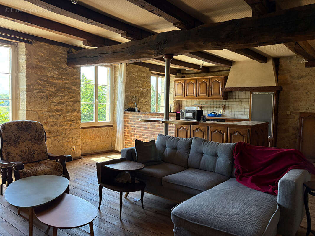 Maison à AYEN