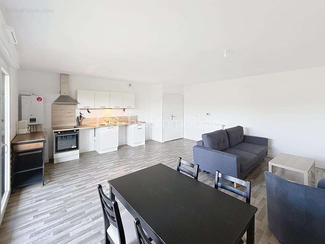 Appartement à LIFFRE