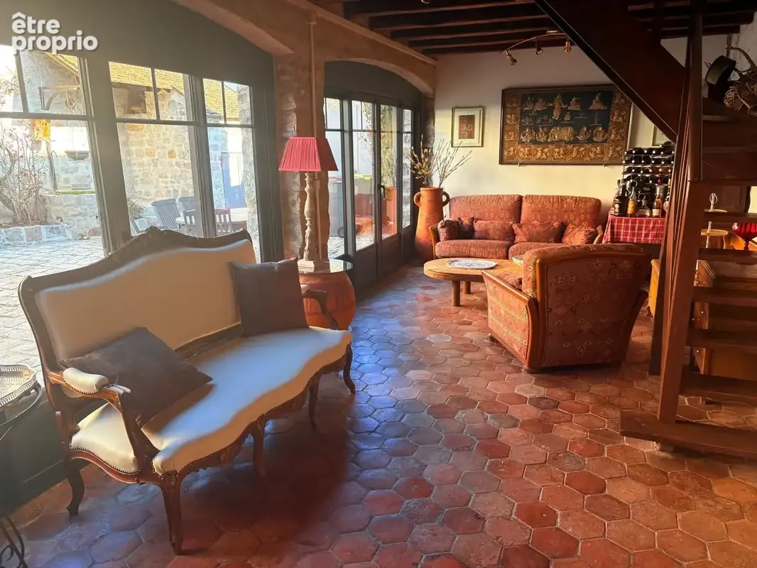 Maison 230 m² à Montigny-Sur-Loing  - photo 4