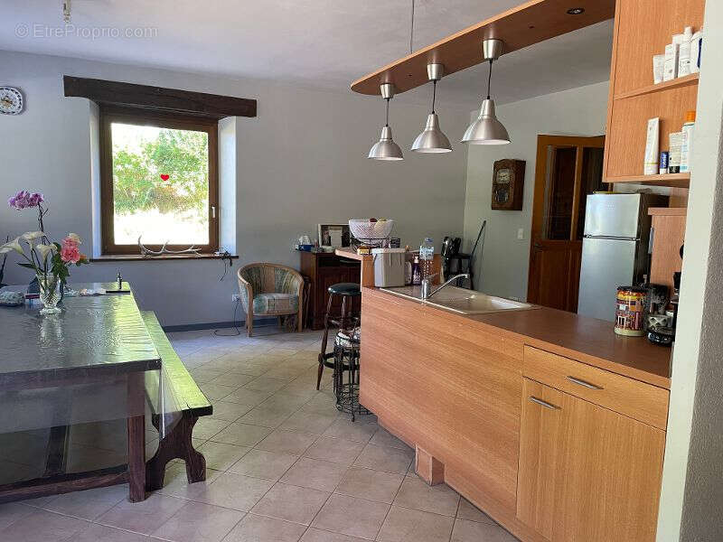 Maison à BUSSIERE-GALANT