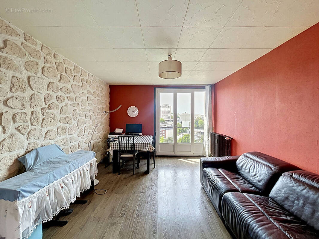 Appartement à CHATILLON