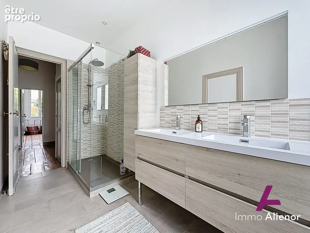 Maison 6 pièces 146 m² à vendre à Bordeaux (33000) - photo 9